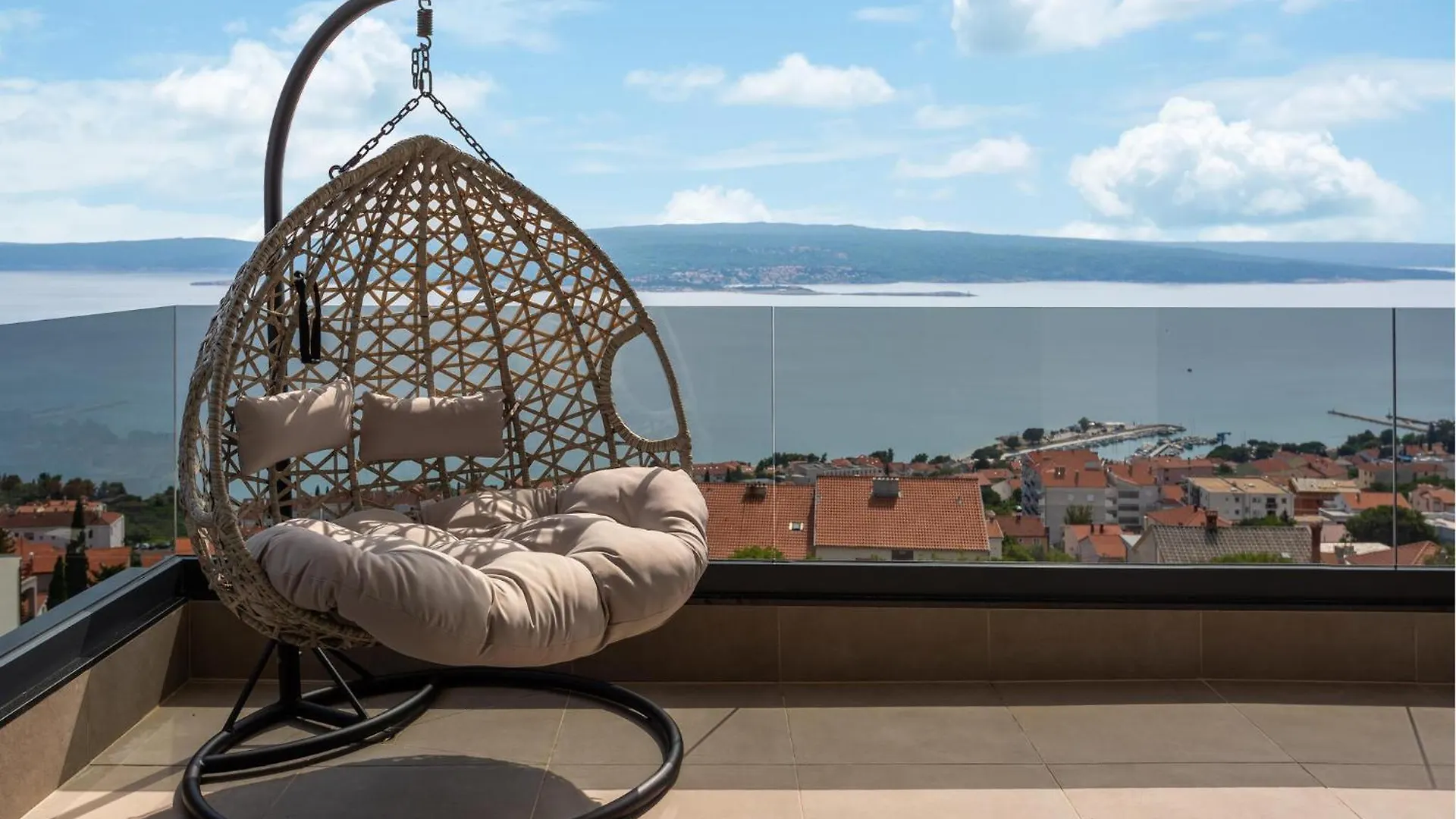 Dom wakacyjny 4 Bedroom Lovely Home In Crikvenica