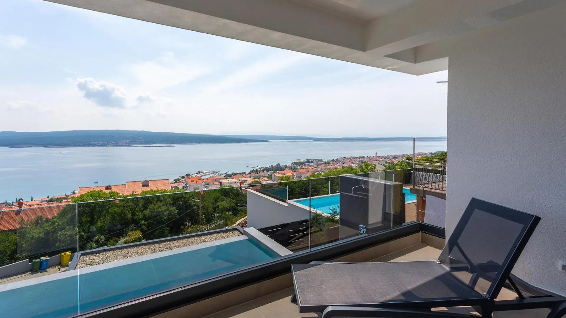 4 Bedroom Lovely Home In Crikvenica Holiday home